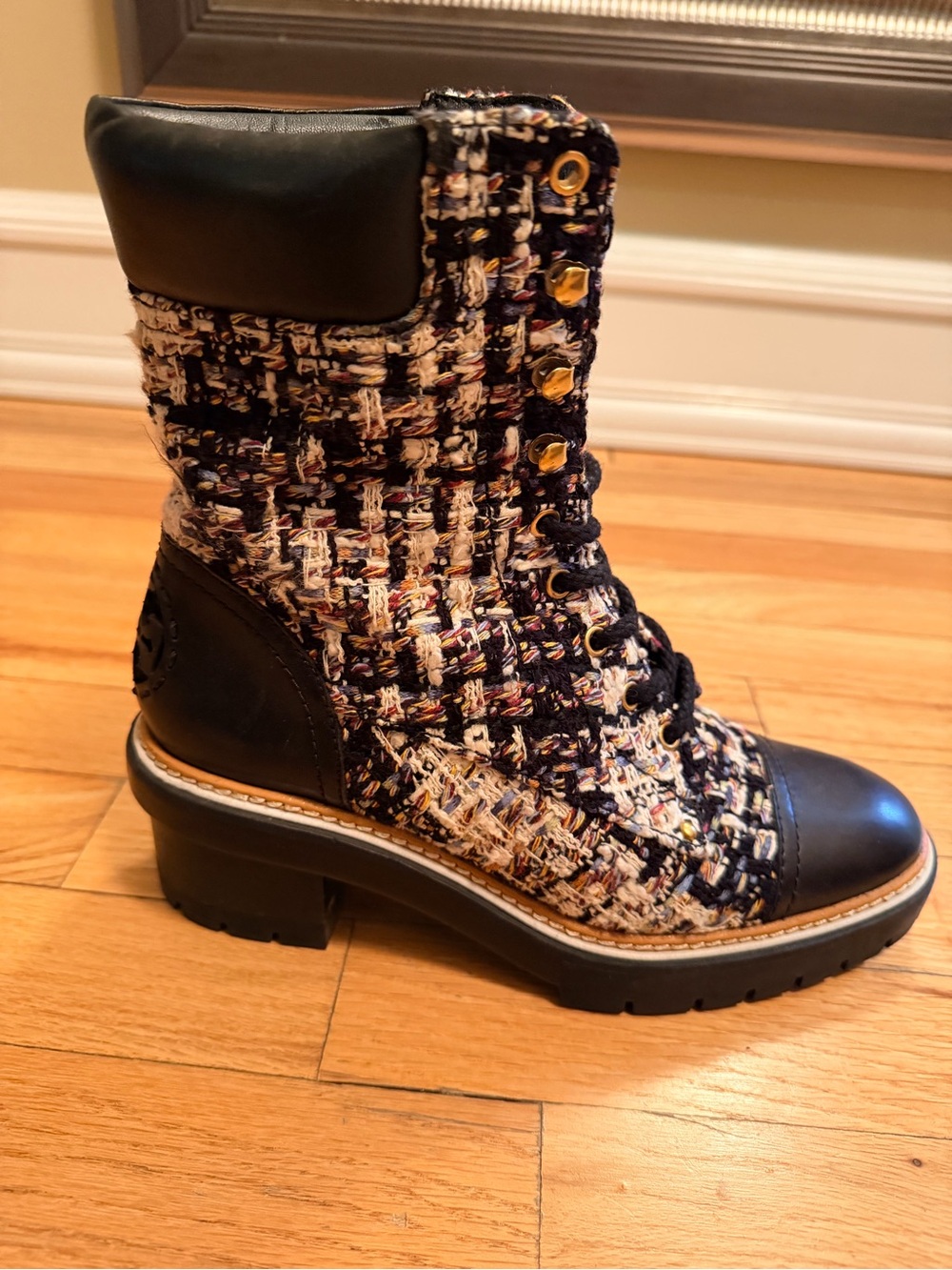 Tory Burch Miller Tweed Lace-Up Ankle Boots – Black Multi